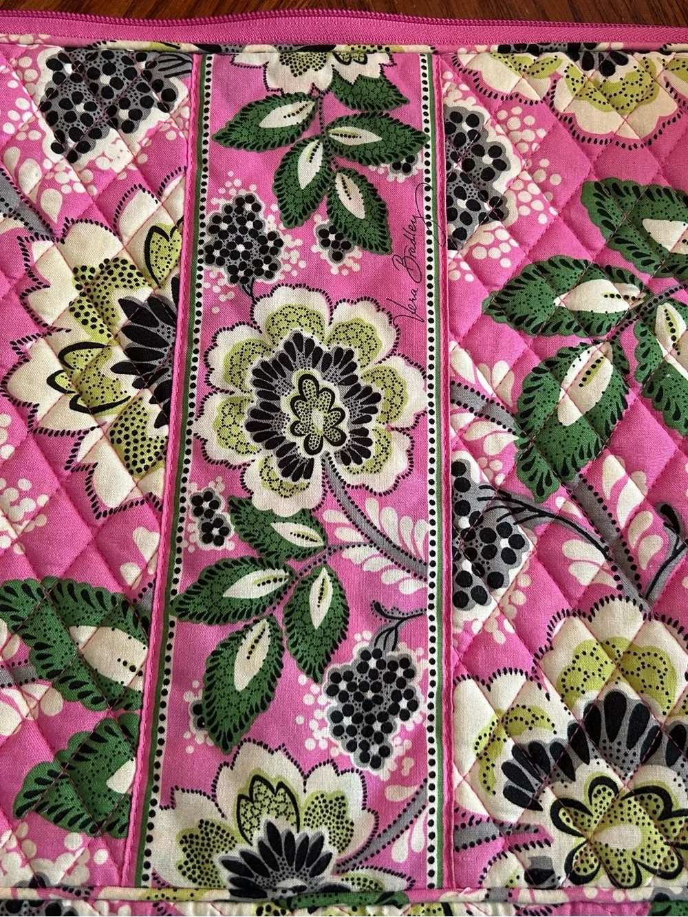 Vera Bradley Quilted Laptop Sleeve Case Padded Zippered Bag in Priscilla Pink